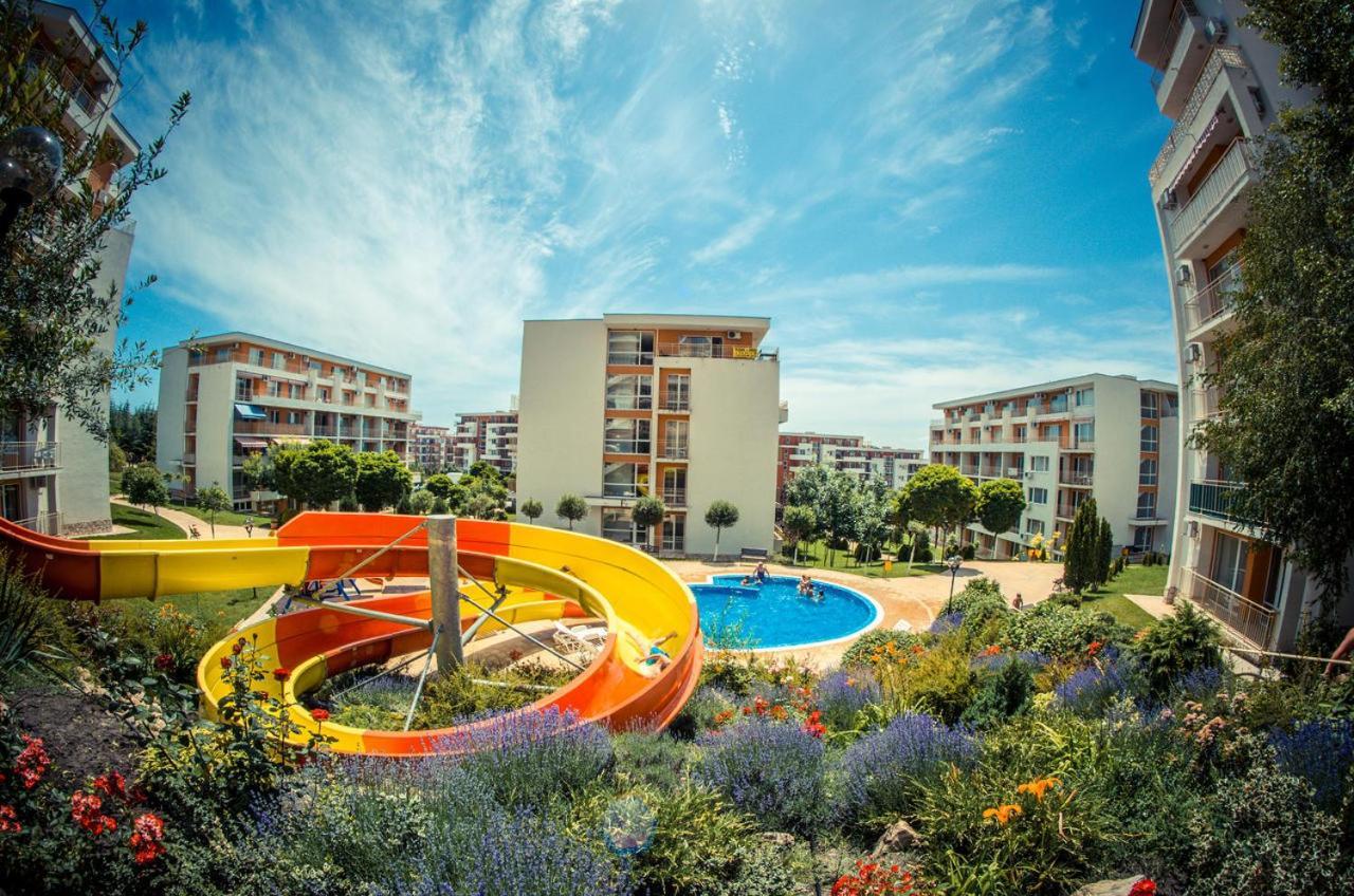 Grand Resort - Imperial Crown Fort Club - Prestige Apartments 엘레니테 외부 사진