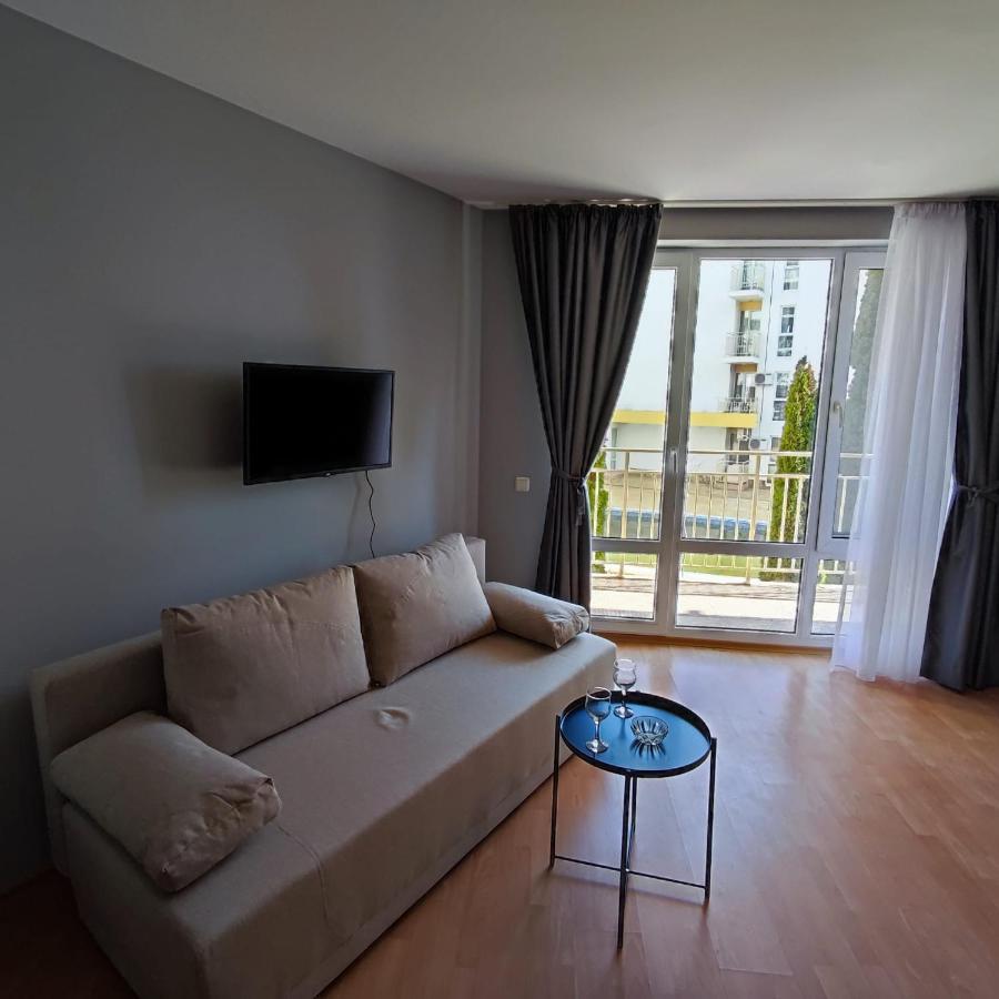 Grand Resort - Imperial Crown Fort Club - Prestige Apartments 엘레니테 외부 사진