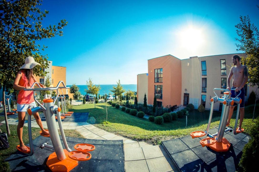 Grand Resort - Imperial Crown Fort Club - Prestige Apartments 엘레니테 외부 사진