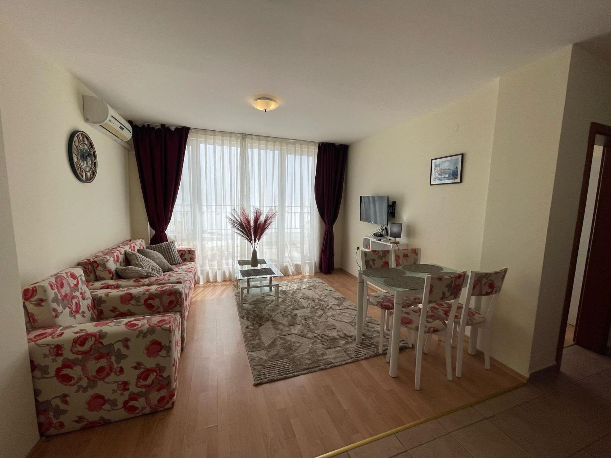Grand Resort - Imperial Crown Fort Club - Prestige Apartments 엘레니테 객실 사진